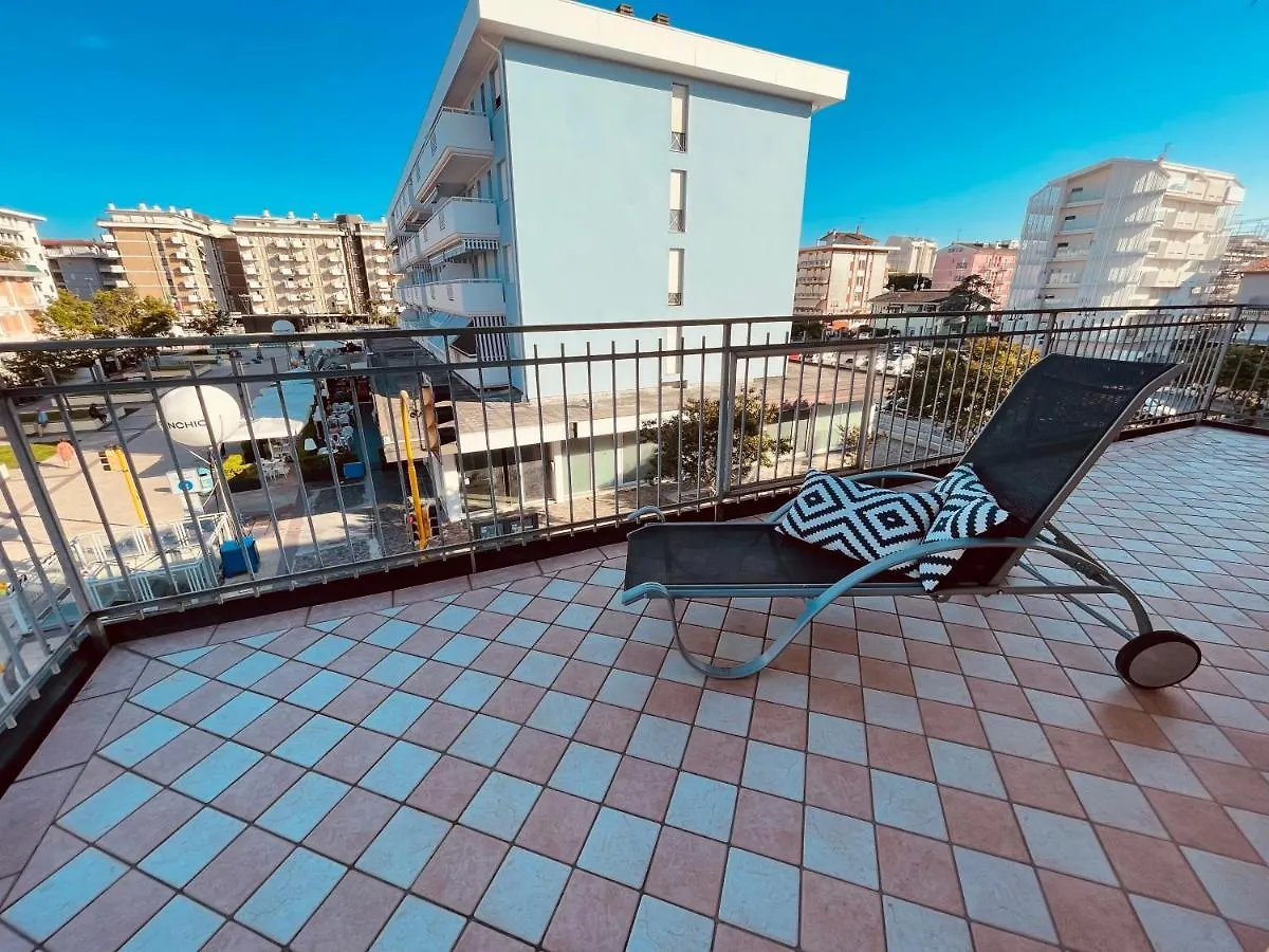 Family Apartment Piazza Milano - Jesolo
