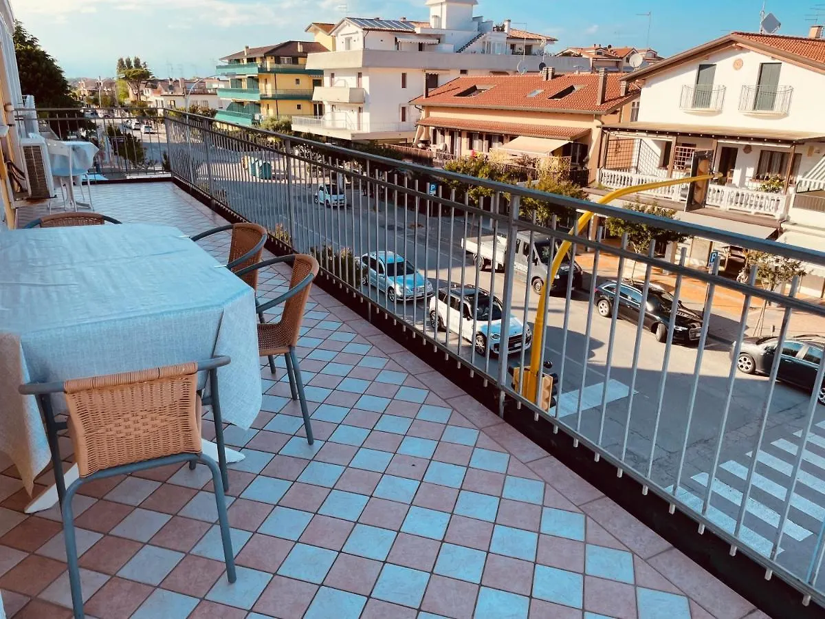 Family Apartment Piazza Milano - Jesolo Italien